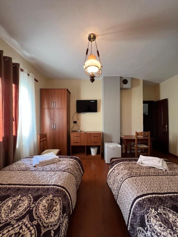 Vila Mata Voskopoje Luaran gambar