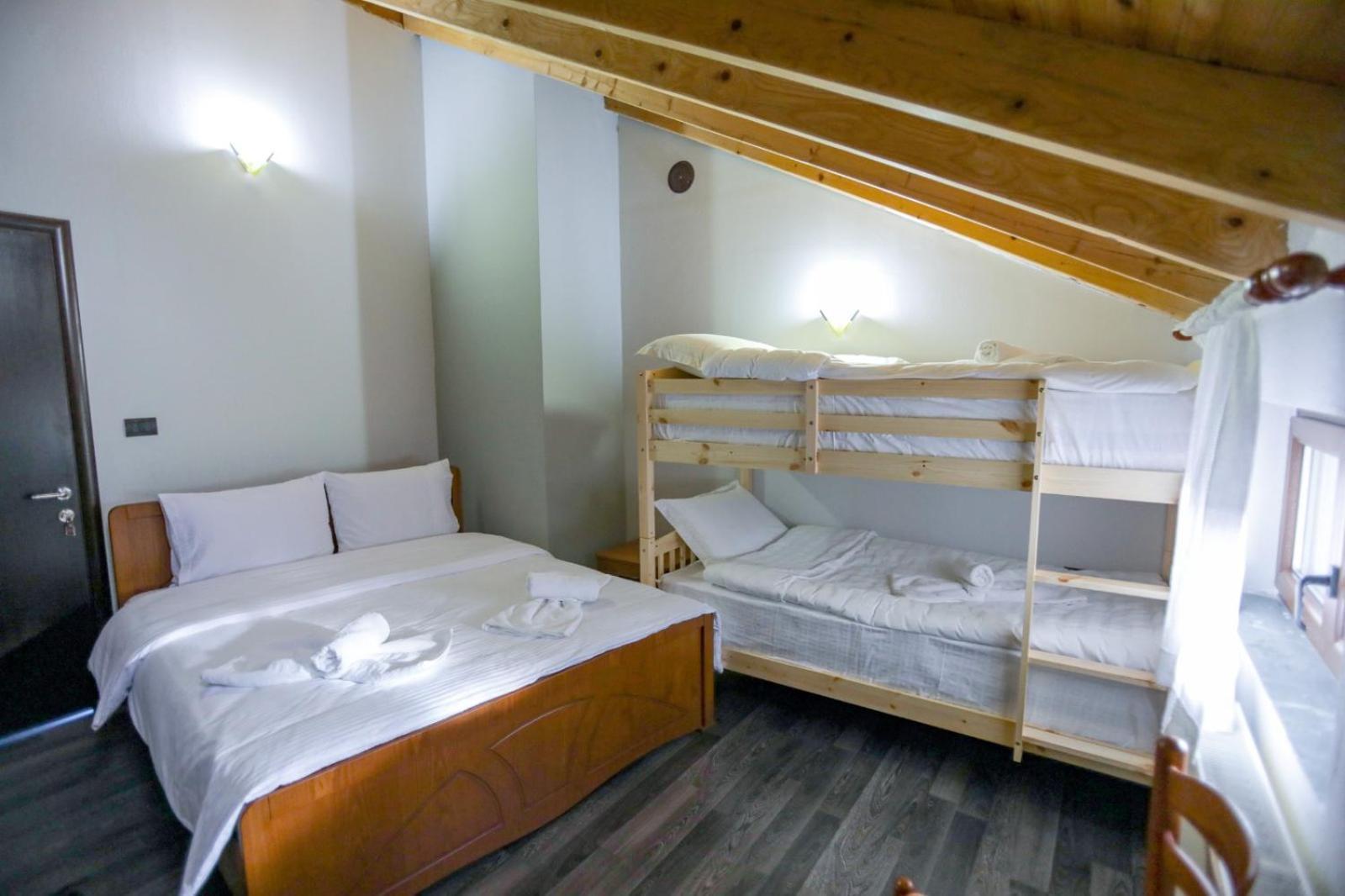 Vila Mata Voskopoje Luaran gambar
