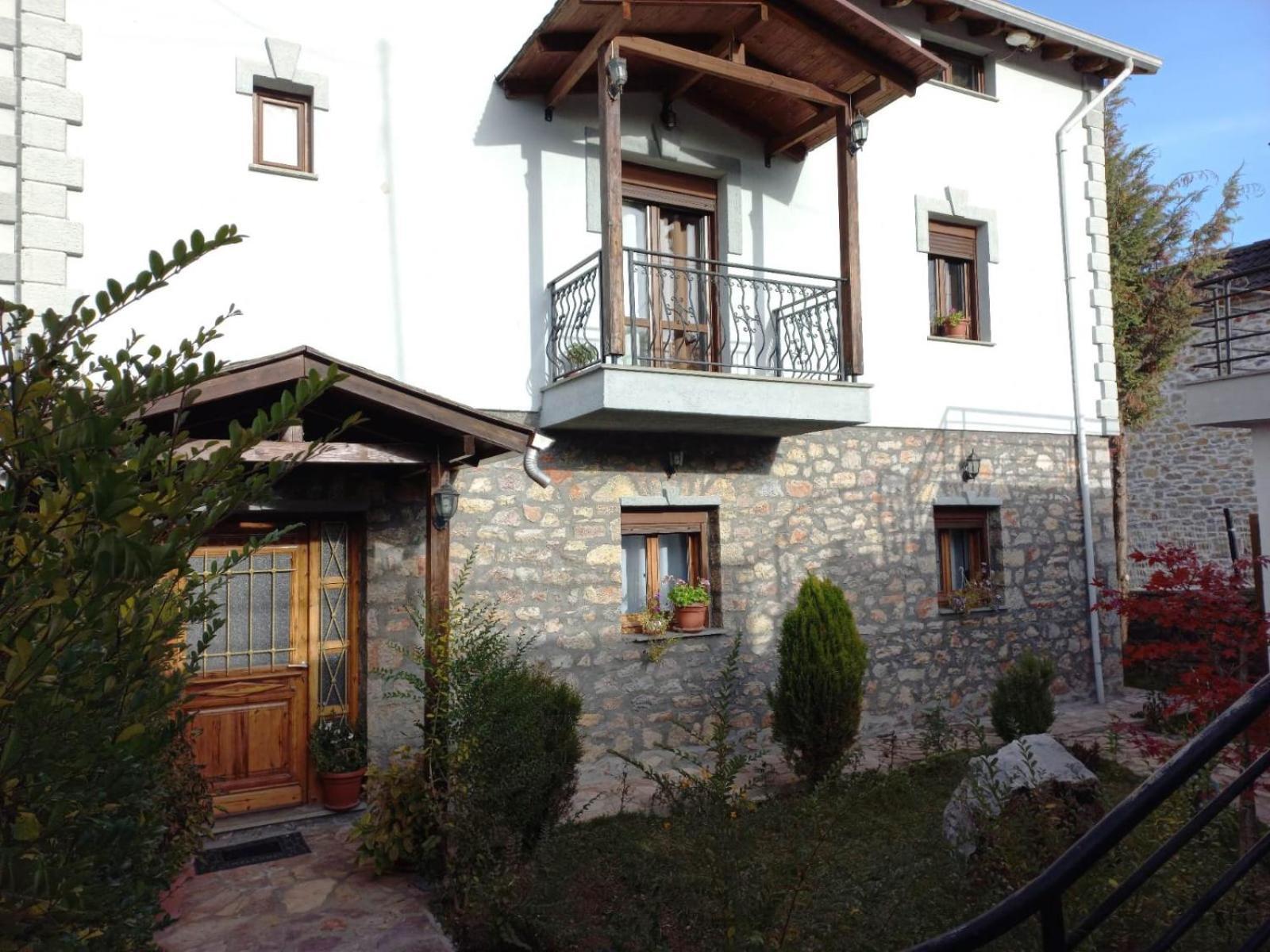 Vila Mata Voskopoje Luaran gambar