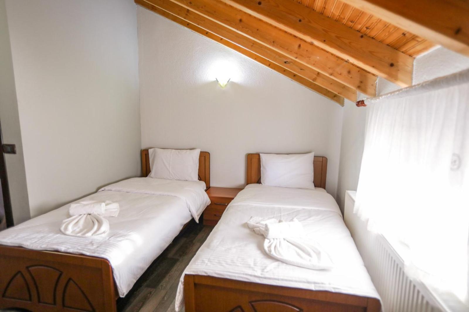 Vila Mata Voskopoje Luaran gambar